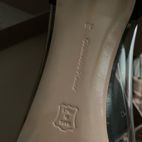 NWT Gianvito Rossi Plexi Pumps 85mm - Picture 2 of 13